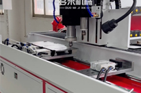 <b>數控鉆孔攻絲一體機加工精度評判標準是什么？</b>