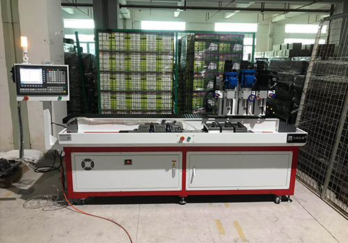 為什么企業(yè)都喜歡使用自動鉆孔機(jī)？